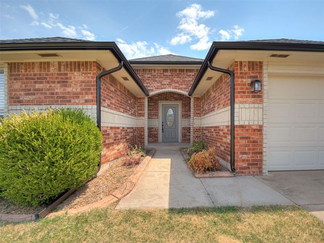 11108 SW 8th Street, Yukon, OK 73099
