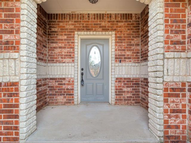 11108 SW 8th Street, Yukon, OK 73099