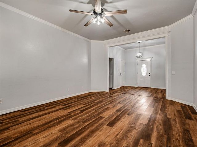 11108 SW 8th Street, Yukon, OK 73099