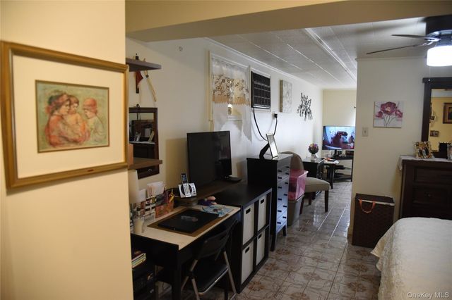 3236 Radio Drive, Bronx, NY 10465