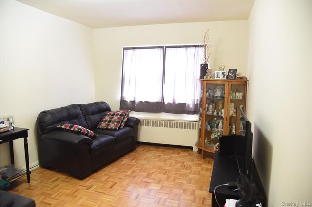3236 Radio Drive, Bronx, NY 10465
