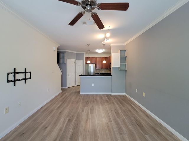 9200 Westheimer Road 305, Houston, TX 77063