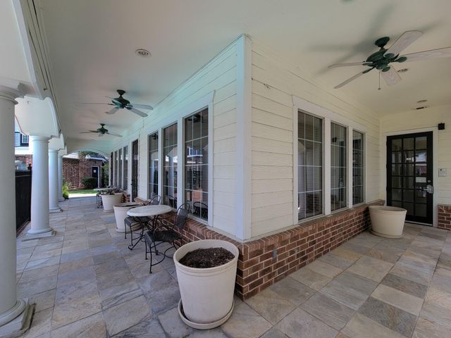 9200 Westheimer Road 305, Houston, TX 77063