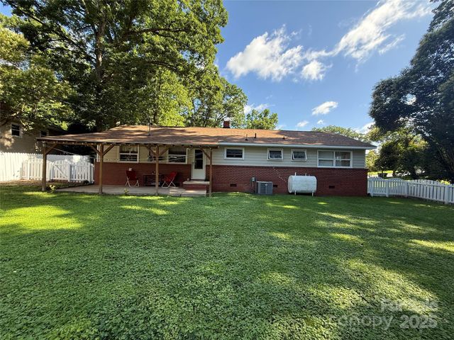 708 East Street 8,9, Albemarle, NC 28001