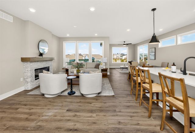 9101 Robinson Drive, West Des Moines, IA 50266