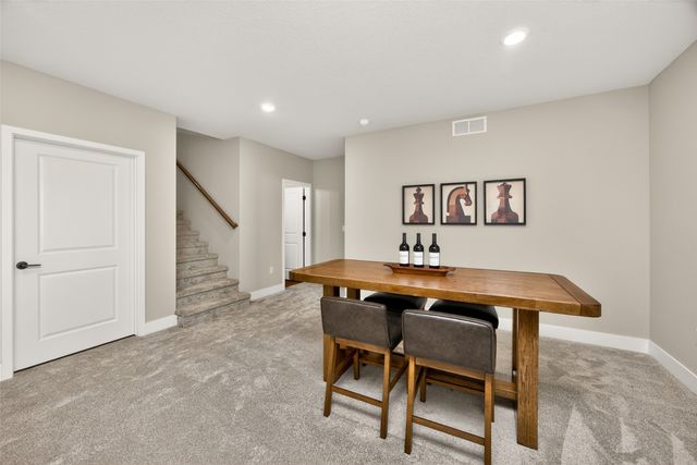 9101 Robinson Drive, West Des Moines, IA 50266