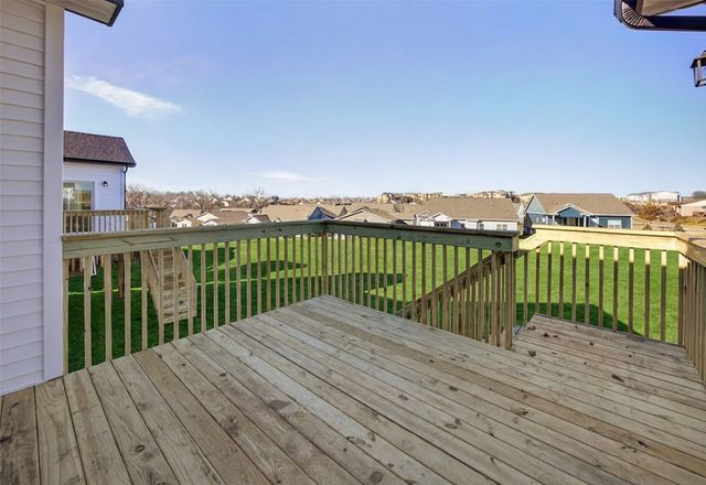 9101 Robinson Drive, West Des Moines, IA 50266