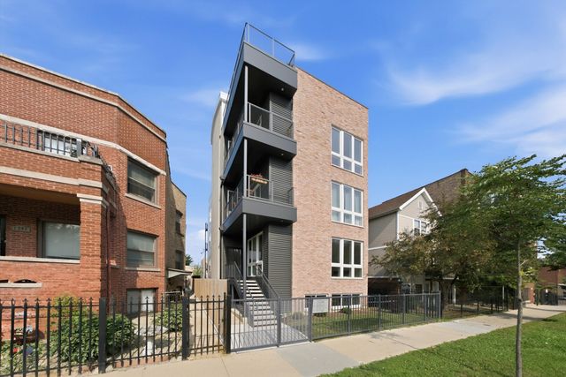 1244 N Kedzie Avenue 4, Chicago, IL 60651
