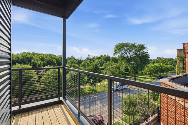 1244 N Kedzie Avenue 4, Chicago, IL 60651
