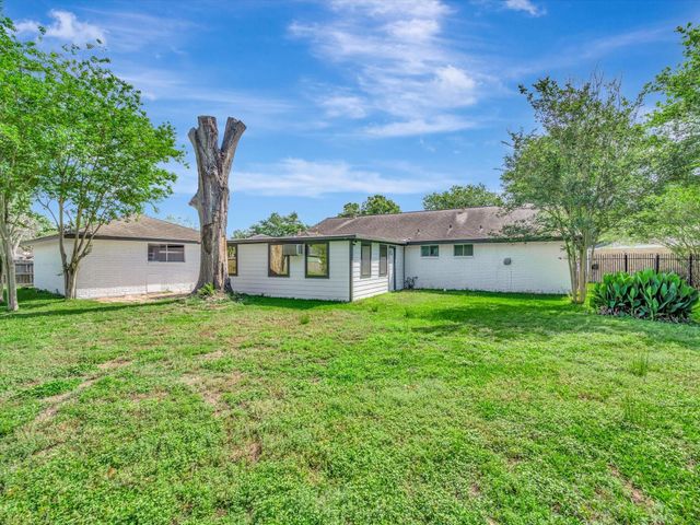 1003 Richvale Lane, Houston, TX 77062