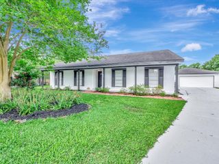 1003 Richvale Lane, Houston, TX 77062