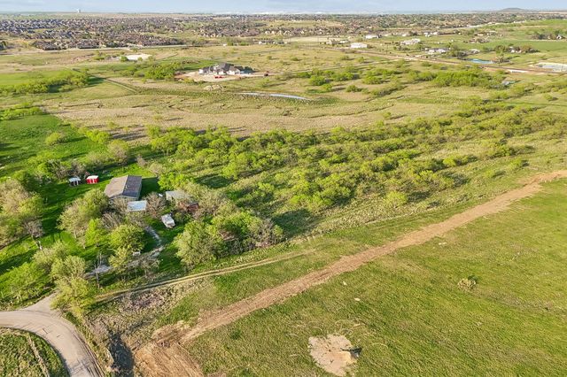 7660 N Evelyn Lane, Northlake, TX 76226