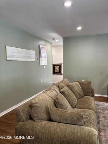 23 Hastings Drive, Forked River, NJ 08731