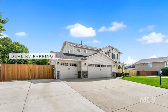 453 E Chapparosa Dr, Kuna, ID 83634
