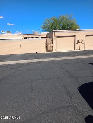 11151 W CAMEO Drive, Sun City, AZ 85351