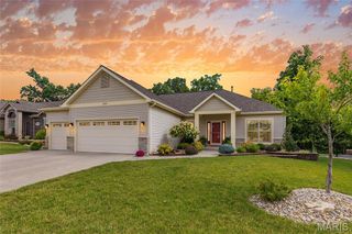 1032 Timber Bluff Drive, Wentzville, MO 63385