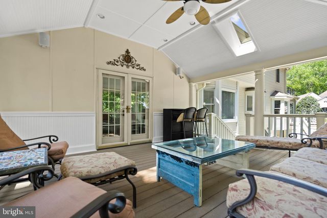 7905 BELLEFLOWER DR, Springfield, VA 22152