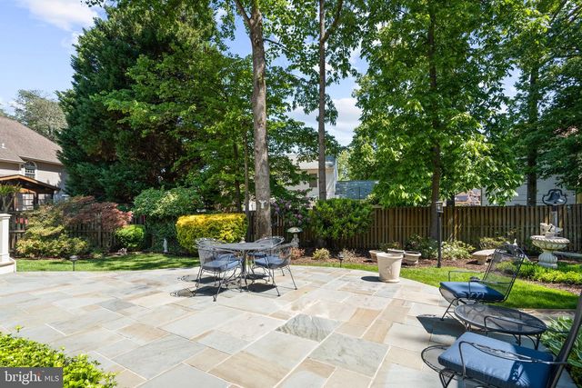 7905 BELLEFLOWER DR, Springfield, VA 22152