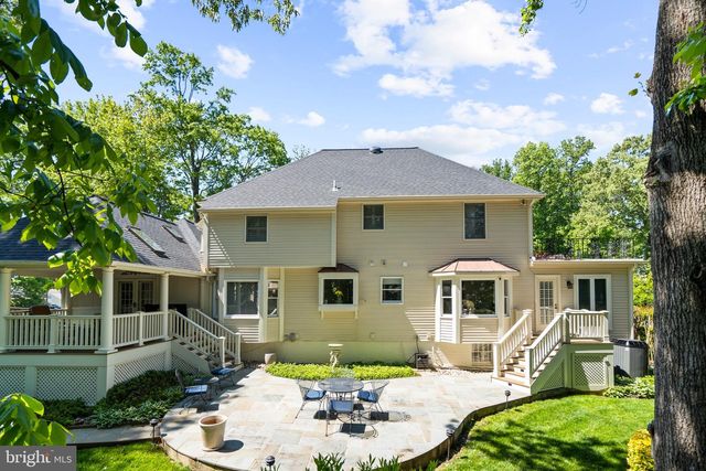 7905 BELLEFLOWER DR, Springfield, VA 22152