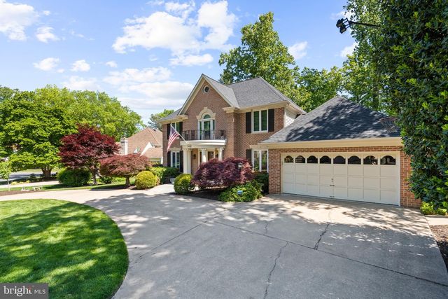 7905 BELLEFLOWER DR, Springfield, VA 22152