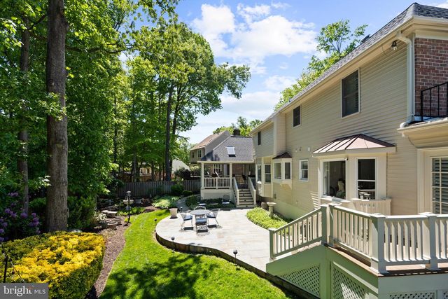 7905 BELLEFLOWER DR, Springfield, VA 22152