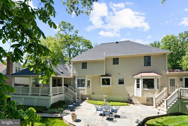 7905 BELLEFLOWER DR, Springfield, VA 22152