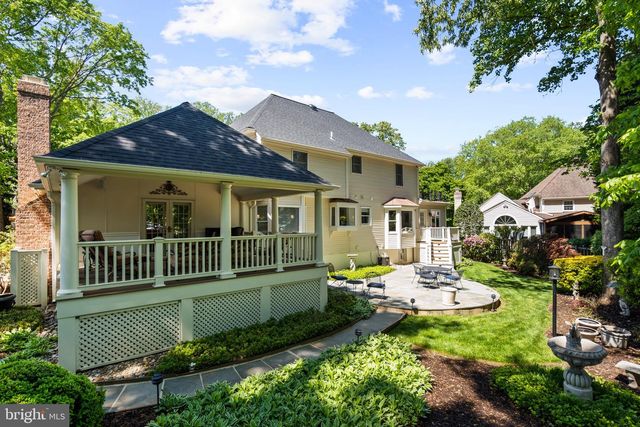 7905 BELLEFLOWER DR, Springfield, VA 22152