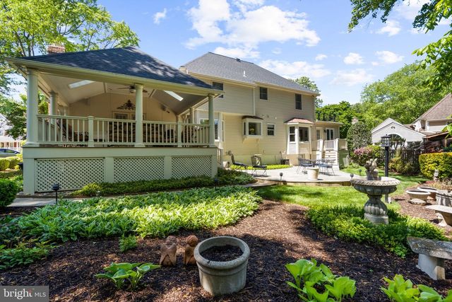 7905 BELLEFLOWER DR, Springfield, VA 22152