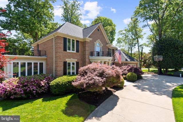 7905 BELLEFLOWER DR, Springfield, VA 22152
