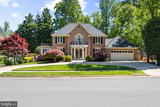 7905 BELLEFLOWER DR, Springfield, VA 22152