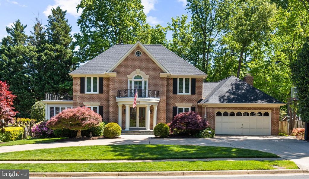 7905 BELLEFLOWER DR, Springfield, VA 22152