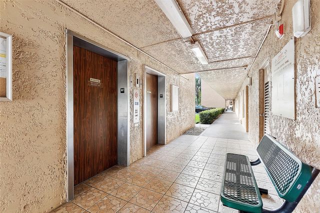 4550 NW 18TH Avenue 505, Deerfield Beach, FL 33064