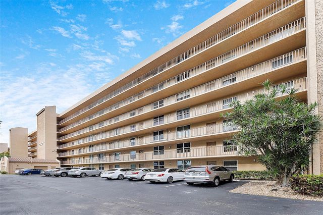 4550 NW 18TH Avenue 505, Deerfield Beach, FL 33064