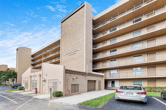 4550 NW 18TH Avenue 505, Deerfield Beach, FL 33064