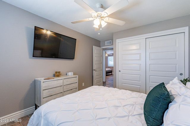 2033 E HARVARD Drive, Tempe, AZ 85283