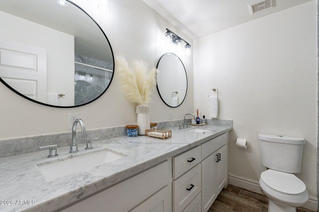 2033 E HARVARD Drive, Tempe, AZ 85283