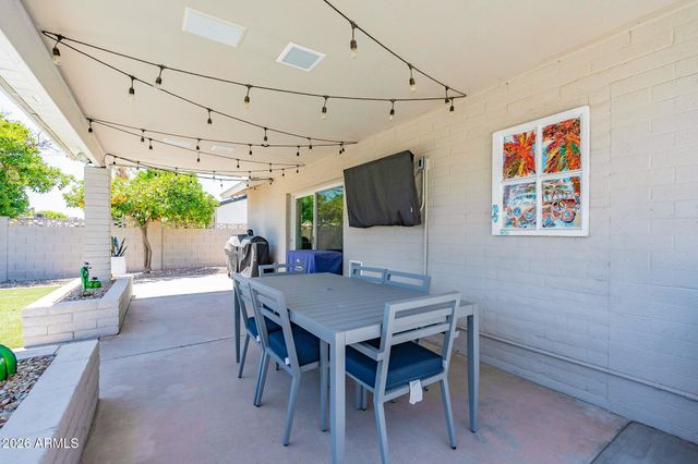 2033 E HARVARD Drive, Tempe, AZ 85283