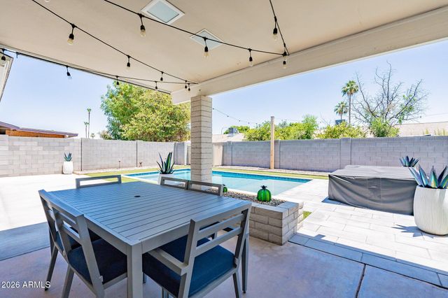 2033 E HARVARD Drive, Tempe, AZ 85283