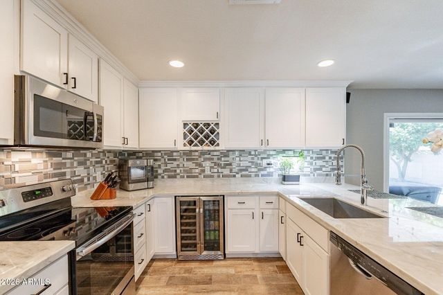 2033 E HARVARD Drive, Tempe, AZ 85283