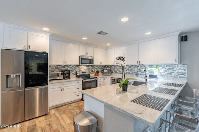 2033 E HARVARD Drive, Tempe, AZ 85283