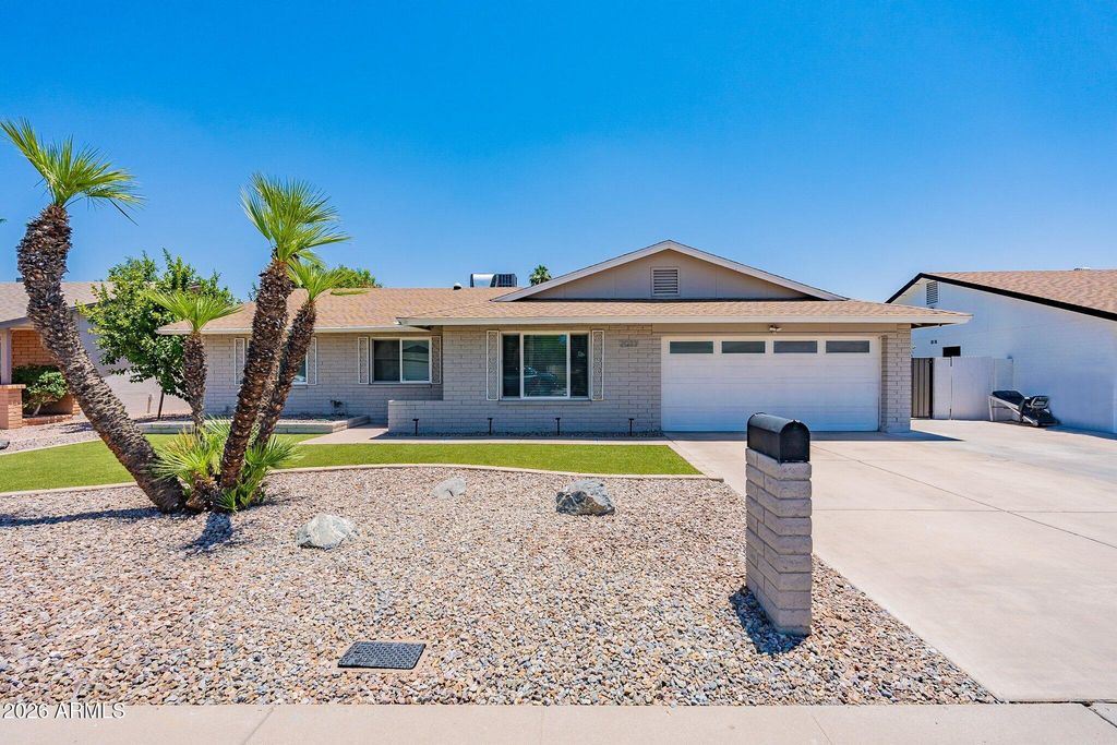 2033 E HARVARD Drive, Tempe, AZ 85283