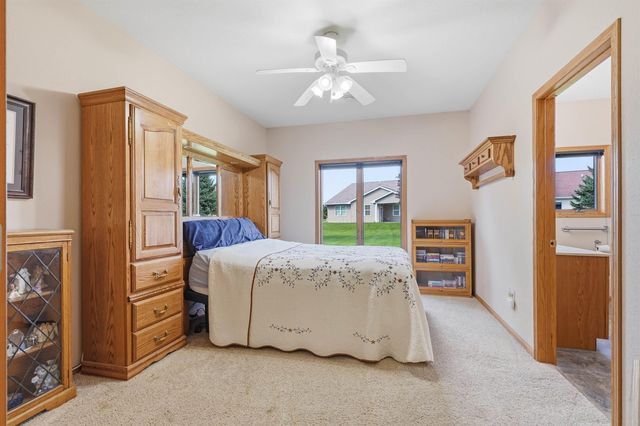 4225 Harvest Lane, Cedar Falls, IA 50613