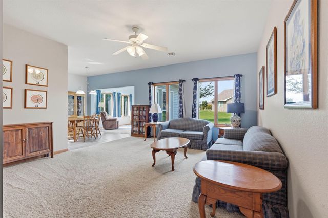 4225 Harvest Lane, Cedar Falls, IA 50613