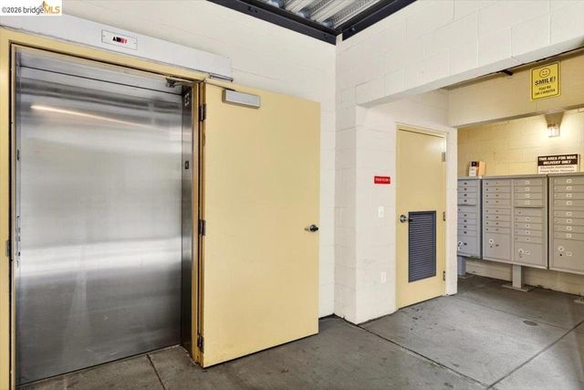 1007 41St St 513, Emeryville, CA 94608