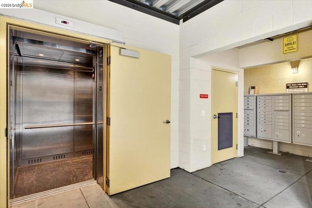 1007 41St St 513, Emeryville, CA 94608