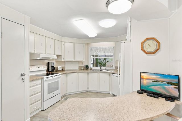 106 KING ARTHUR DRIVE, Nokomis, FL 34275