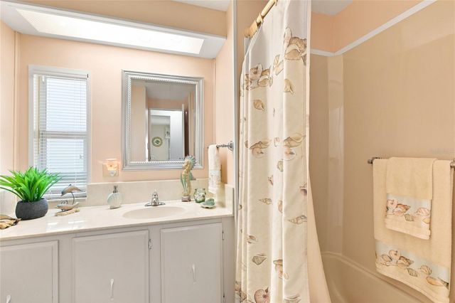 106 KING ARTHUR DRIVE, Nokomis, FL 34275