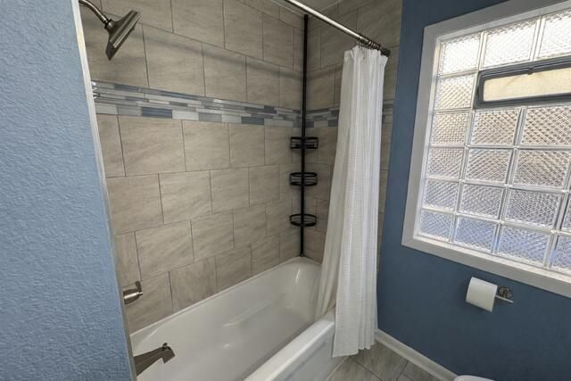 5637 S Quality AVENUE, Cudahy, WI 53110