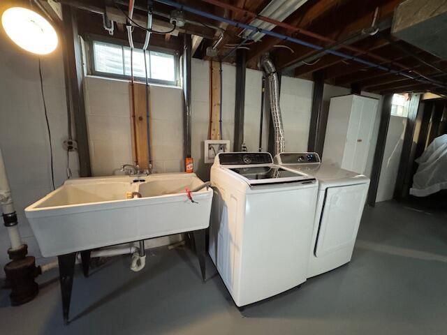 5637 S Quality AVENUE, Cudahy, WI 53110