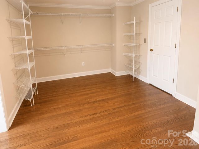 4215 3rd Street NW, Hickory, NC 28601
